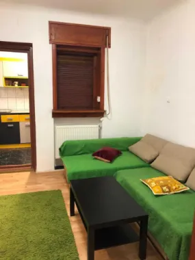 OFERTA!!! Închiriez apartament 2 camere zona Biserica Armenească