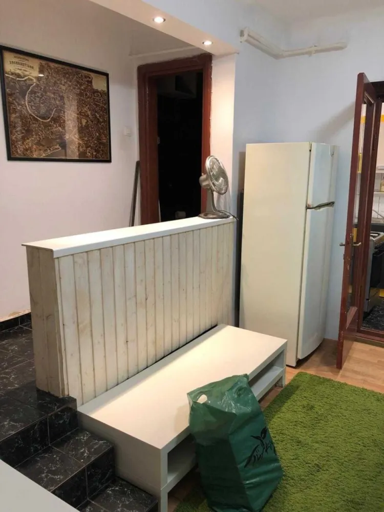 OFERTA!!! Închiriez apartament 2 camere zona Biserica Armenească - Închiriez Ap 2 camere zona Biserica Armenească
 400 euro/luna
 exclus animale de companie