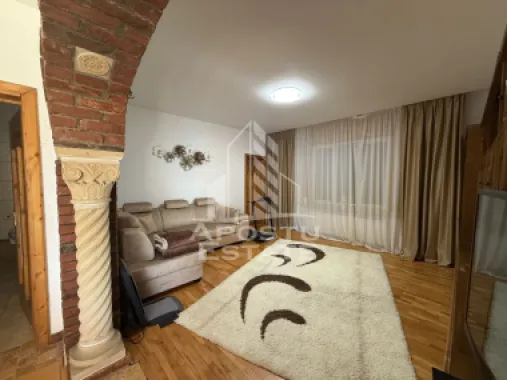 Casa individuala de vanzare cu proiect de extindere, zona Lunei
