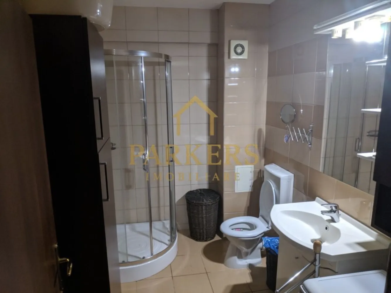 Apartament 2 camere de închiriat zona Bună Ziua (OMV) cu parcare