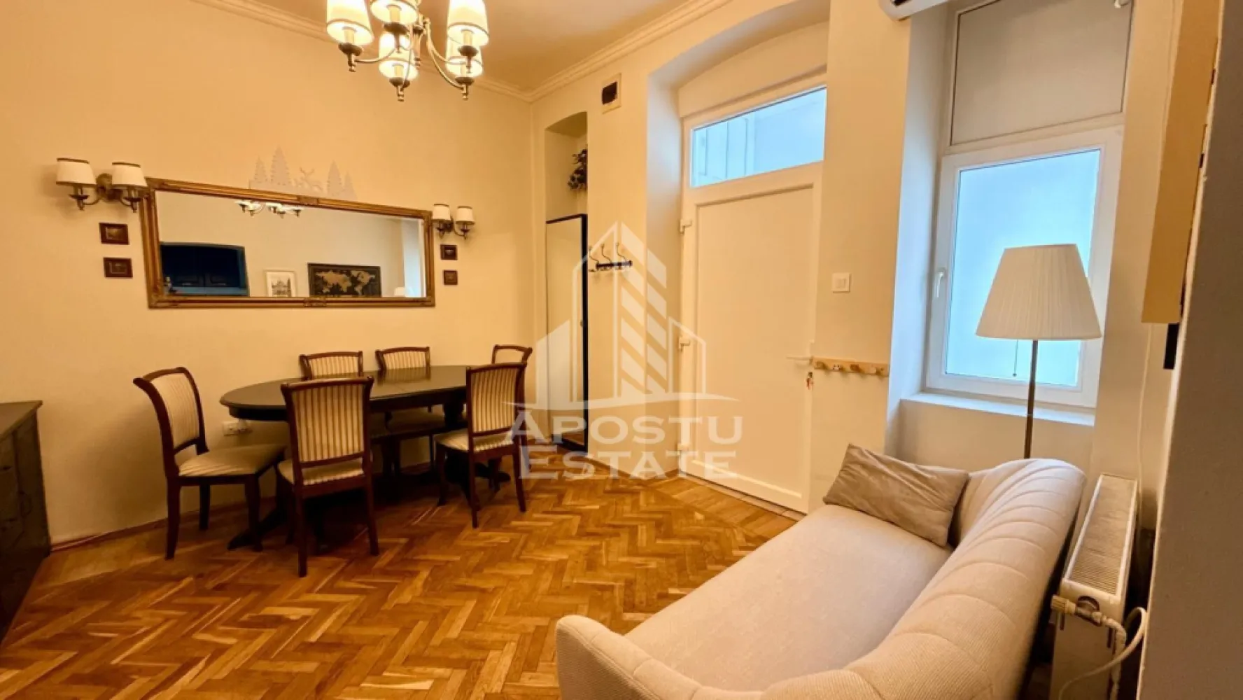 Apartament cu 3 camere de inchiriat, Zona Elisabetin - APOSTU ESTATE va propune spre inchiriere un apartament cu 3 camere complet mobilat si utilat in cladire istorica situat in zona Elisabetin, PetFriendly.
Imobilul este situat la parter dispune de acces facil in gradina si are 64 mp utili. 
Compartimentare:
- zona de luat masa
- bucatarie
- living
- dormitor
- baie cu cada

Dotari si beneficii:
- centrala proprie incalzire in calorifere
- aparat de aer conditionat
- electrocasnice: frigider, aragaz, masina de spalat rufe

Pentru mai multe detalii nu ezitati sa ne contactati!
Disponibilitate: imediata
Pret chirie: 450 euro
Va asteptam cu drag la o vizionare chiar si astazi!
ID intern: CP1905655