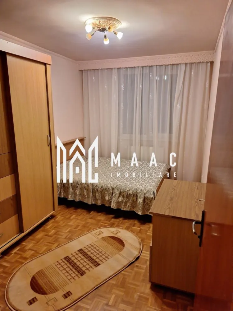 Apartament 2 camere | Etajul 3 | 62mp | Ștrand - MAAC Imobiliare vă propune spre închiriere un apartament cu 2 camere, situat la etajul 3 al unui bloc amplasat în zona Ștrand.

Locuința este complet mobilată și utilată, disponibilă imediat și cuprinde: living luminos, dormitor, balcon închis și baie cu geam.
Încălzirea se realizează prin centrală termică proprie, cu calorifere, asigurând confort termic.
Amplasarea apartamentului permite acces rapid către centre comerciale, instituții bancare, unități de învățământ, farmacii și alte puncte de interes.

Închirierea se face pe termen de minim 1 an.

Nu se acceptă:
-animale de companie
-fumători
-mai mult de 2 persoane
Se percepe o garanție în cuantumul unei chirii lunare.

Pentru mai multe detalii, precizați telefonic că ați văzut anunțul cu ID: CP2891339