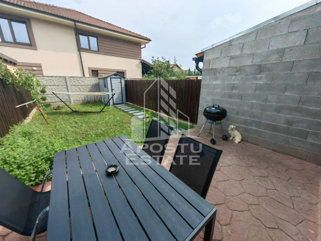 Casa insiruita,cu 4 camere,pet friendly,Dumbravita