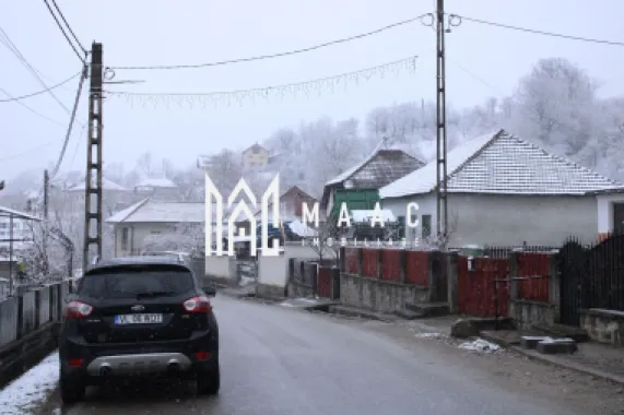 Teren de vanzare I izvor apă minerală Dangești I 2 Hectare