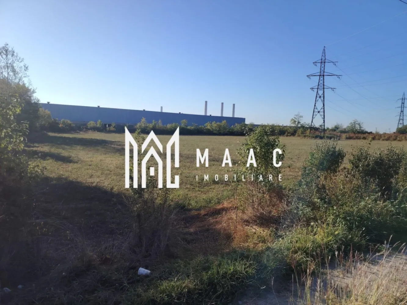 Teren de vânzare – Zonă industrială, lângă Vilmar - Maac Imobiliare propune spre vânzare un teren cu potențial industrial, situat în apropiere de Vilmar, într-o zonă cu acces facil și vizibilitate foarte bună.

📐 Suprafață totală: 11.125 mp
📏 Deschidere la drum: 99,68 ml
📏 Lungime teren: 113,28 ml

🔹 Amplasat în zonă industrială
🔹 Acces direct la drum
🔹 Ideal pentru:

construcție hală de producție

depozitare

sediu firmă

activități logistice sau comerciale

Terenul beneficiază de o poziție strategică, potrivită pentru dezvoltare industrială sau investiție pe termen lung.

📞 Pentru informații suplimentare și detalii privind documentația urbanistică, contactați Maac Imobiliare.
