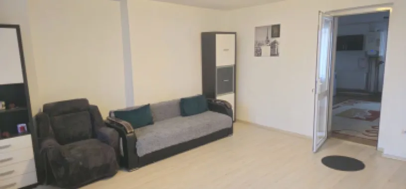 Apartament cu 2 camere la casa, 70 mp - zona centrala