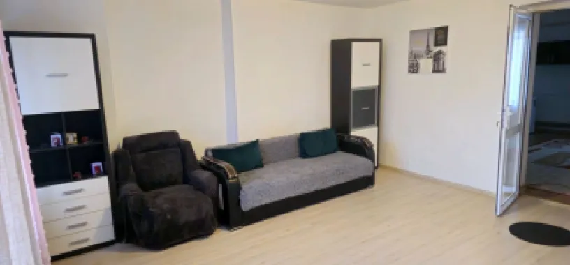 Apartament cu 2 camere la casa, 70 mp - zona centrala