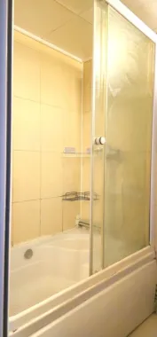 Apartament cu 2 camere la casa, 70 mp - zona centrala