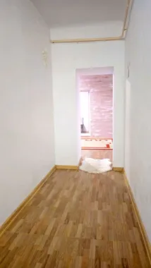 Apartament cu 2 camere la casa, 70 mp - zona centrala