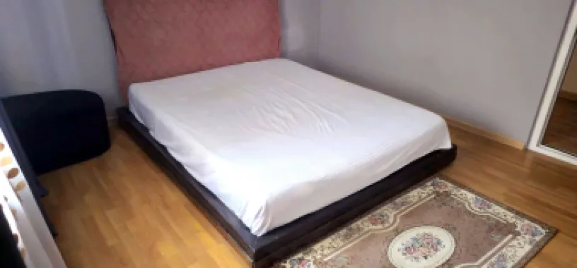 Apartament cu 2 camere la casa, 70 mp - zona centrala