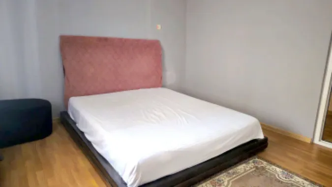 Apartament cu 2 camere la casa, 70 mp - zona centrala