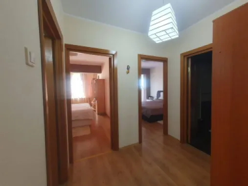 De vanzare – Apartament 3 camere -Complex Vega, Strada Tecuci
