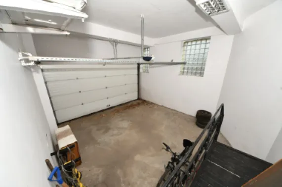 Vila spatioasa, pretabil pentru locuit/clinica, zona Micro 17 – Galati