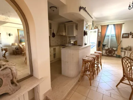 Apartament 4 camere, 101.21 mp, pe plaja Coral Beach – Navodari