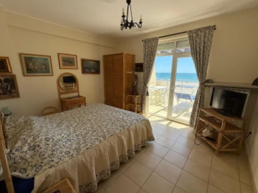 Apartament 4 camere, 101.21 mp, pe plaja Coral Beach – Navodari