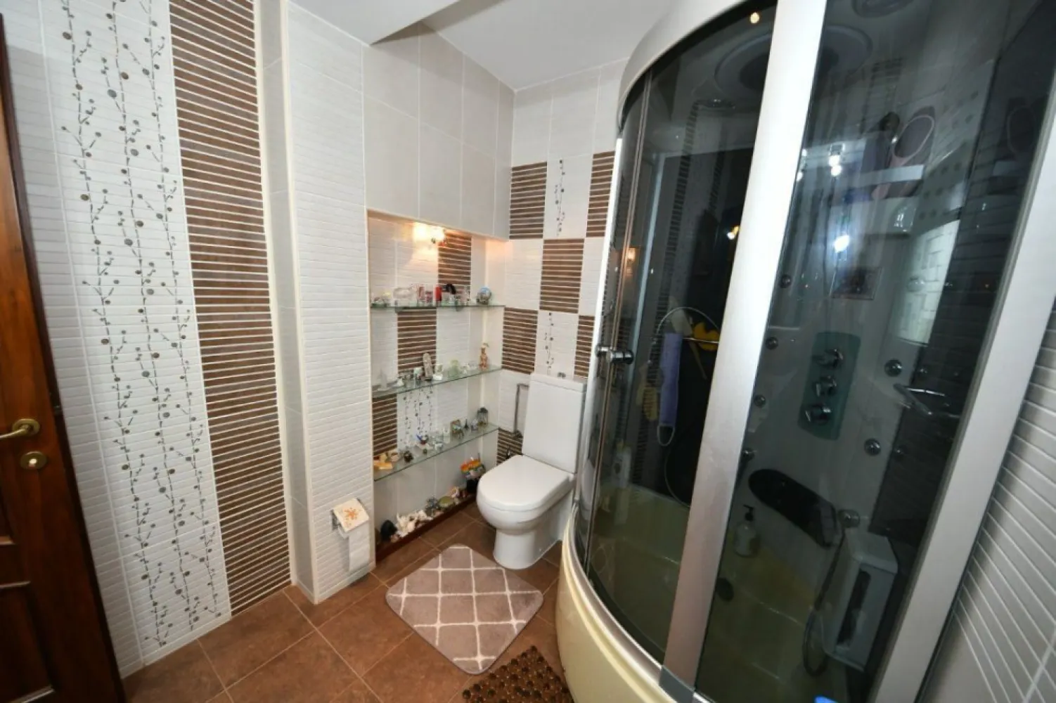 Casa de vanzare – zona Arcasilor, Galati - 280 mp utili - 275000 euro