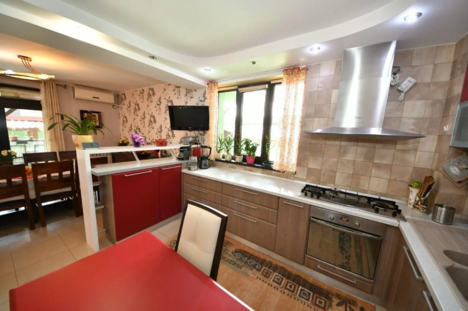Casa de vanzare – zona Arcasilor, Galati - 280 mp utili - 275000 euro