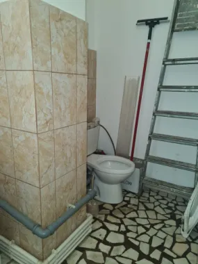 Spatiu comercial 85 mp - Strada Navelor, Faleza Dunarii