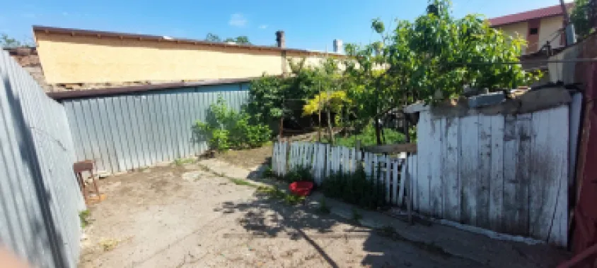 Teren de vanzare - Piata Centrala, 300 mp, toate utilitatile