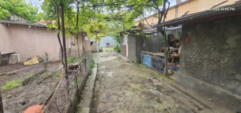 Teren de vanzare - Piata Centrala, 300 mp, toate utilitatile