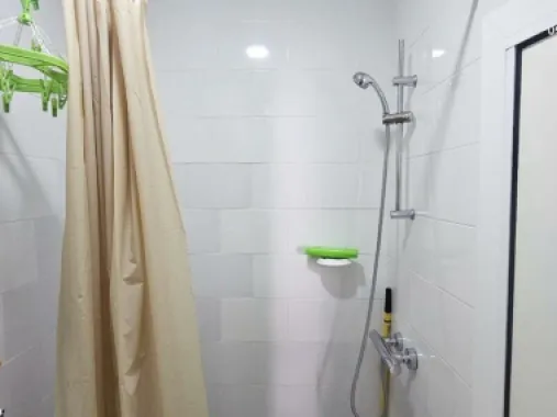 Casă + terasa, 50 mp - zona centrala - Grădina Publică -58000 euro