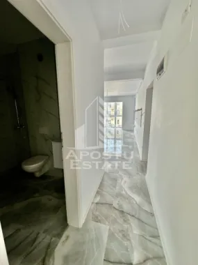 Apartament cu 2 camere, 2 balcoane, etaj 1, zona Planetelor