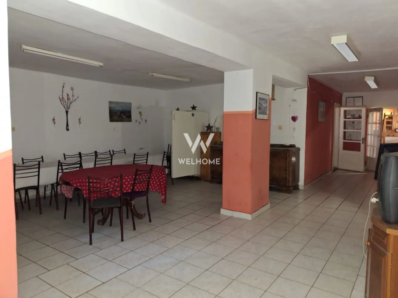 Casa cu 15 camere de vanzare in Bazna, Sibiu ( azil, pensiune)