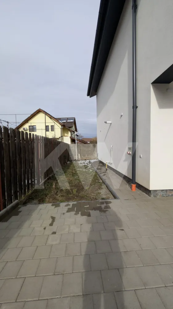 Casă individuală premium în Turnișor – 4 camere, curte mare, single în curte!