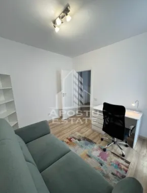Apartament cu 3 camere, de inchiriat,zona Vivalia