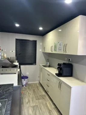Afacere Fast-Food la cheie cu terasă | Cartierul Arhitecților | Teren în proprietate 121 mp