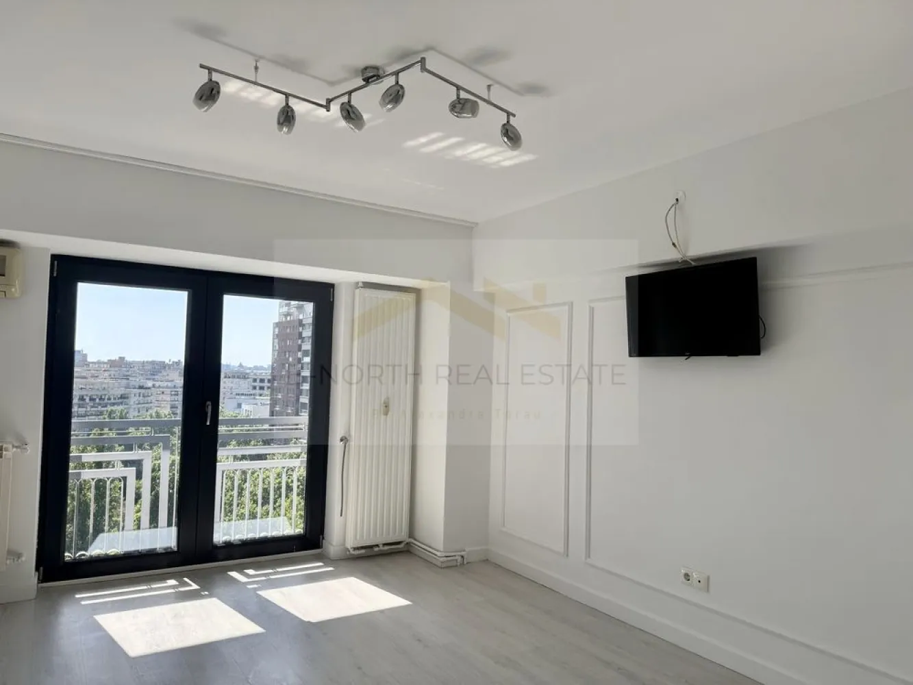 Penthouse 4 camere de închiriat | Unirii – Mircea Vodă | 127 mp | Terasă
