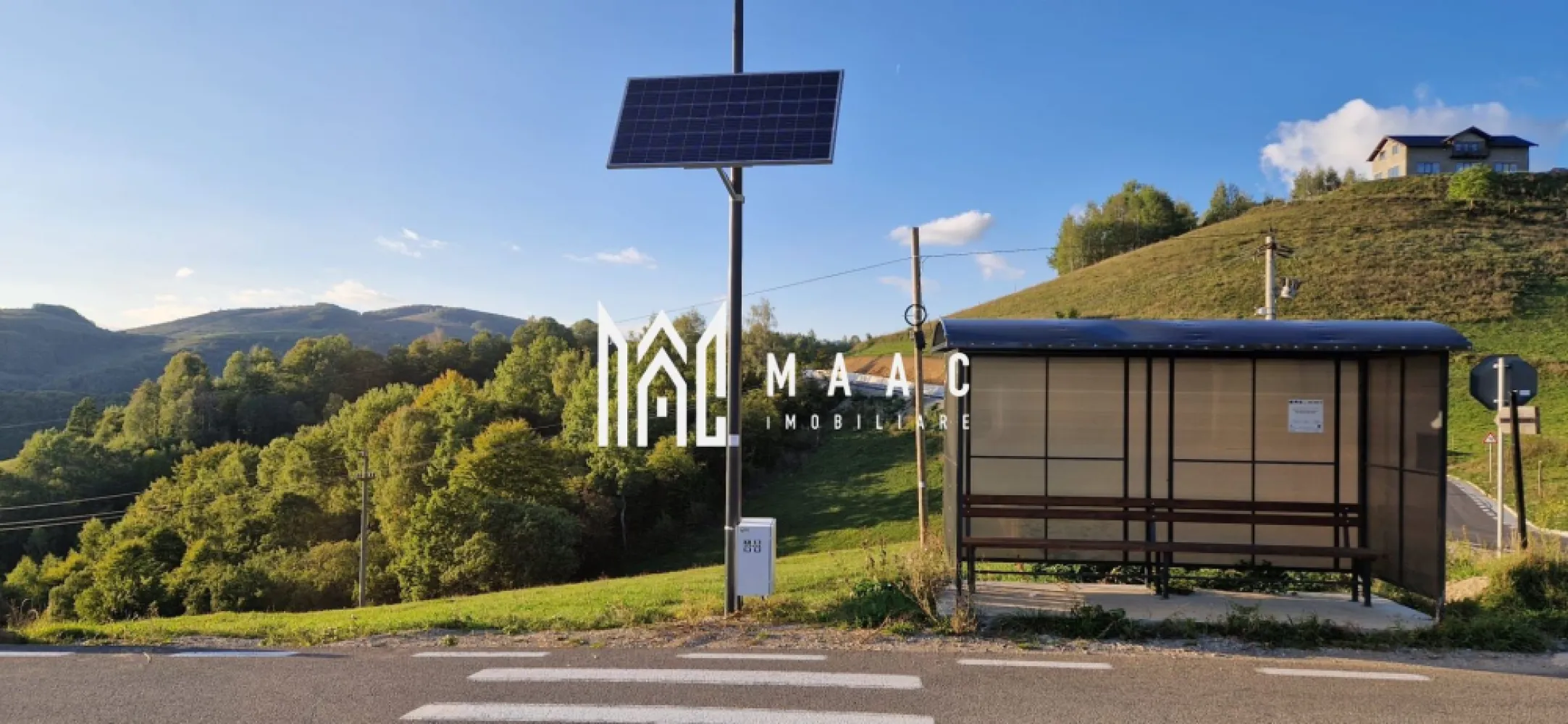 Fabulos Oferta imbatabila teren pe Transapuseana - MAAC Imobiliare va face o ofertă care pare foarte atractivă in apropierea Tranaspuseana, langa Remetea, având în vedere dimensiunea terenului și facilitățile:

- Suprafața Terenului: 117.000 metri pătrați (sau 11,7 hectare) este o dimensiune considerabilă. Terenul este extravilan, autoritatile dispuse sa schimbe incadrarea pentru eventualele parcele pe care se doreste constructie.
- Proximitatea față de Transăpușeni aduce potential de dezvoltare turistica.
- Izvor de Apă Potabilă:
- Drumul asfaltat până la limita proprietății este un alt punct pozitiv. 
-Statie de autobuz la baza proprietatii.

Pentru mai multe detalii precizati telefonic ca ati vazut anuntul cu ID CP2937305
