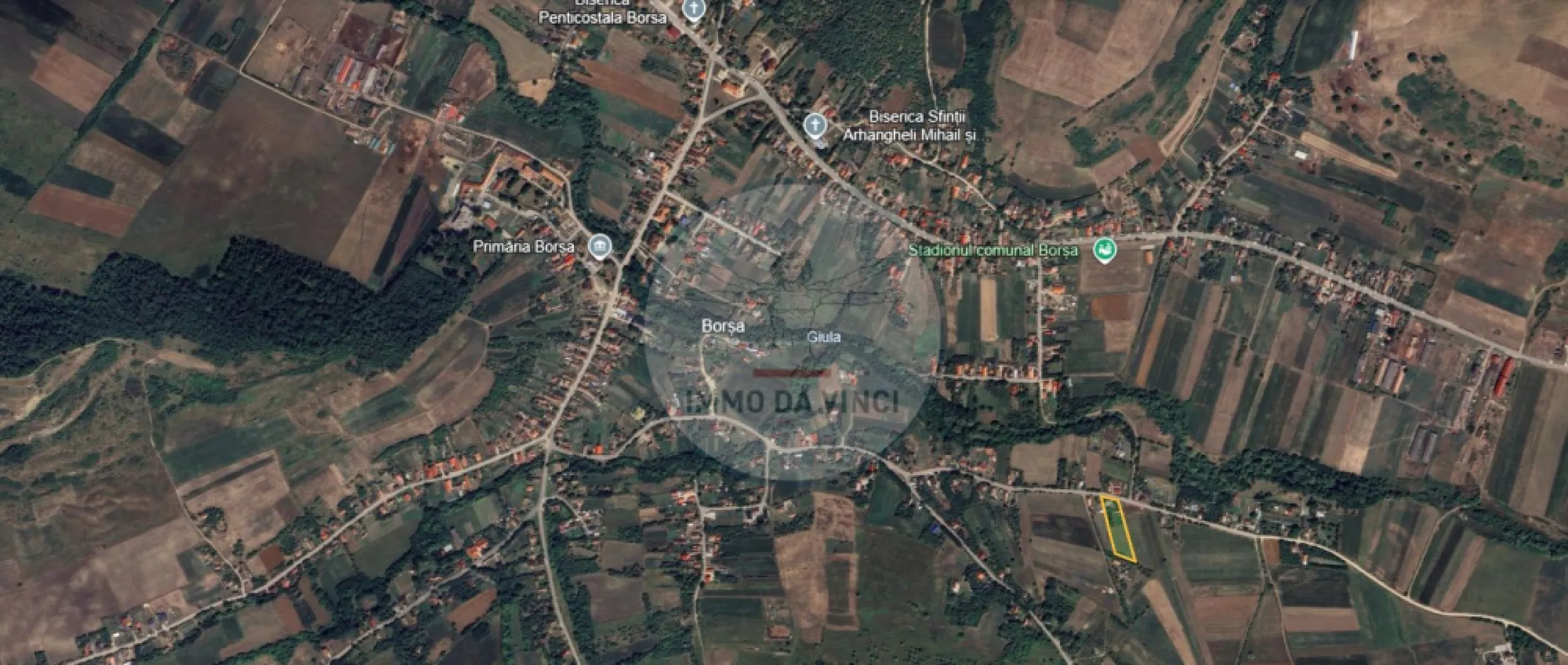 Casă tradițională cu teren generos de 3.529 mp – Borșa, jud. Cluj - 🏡 Proprietate rurală cu 3.529 mp teren intravilan – Borșa, jud. Cluj
Vă prezentăm o proprietate autentică situată în localitatea Borșa, județul Cluj, ideală pentru locuință permanentă, casă de vacanță sau investiție cu potențial de dezvoltare. Zonă liniștită, cu acces facil și conexiune rapidă către Cluj-Napoca.
📐 Teren
Suprafață totală: 3.529 mp (intravilan integral)
578 mp curți construcții
2.951 mp teren arabil
Parcelă bine proporționată, cu front generos
Ideal pentru grădină, livadă, extindere sau proiect rezidențial
🏠 Construcții existente
✔ Casă familială – 69 mp construiți la sol
Compartimentare: cameră, bucătărie, hol, baie, cămară
Fundație și zidărie din piatră, acoperiș din țiglă
✔ Grajd cu șură – 43 mp
Construcție din piatră, acoperită cu țiglă – ideală pentru depozitare, atelier sau reconversie
✔ Bucătărie de vară – 12 mp
Construcție din piatră, planșeu din beton
⚡ Utilități și infrastructură: Curent electric trifazic, Apă, Canalizare, Internet prin fibră optică, Gaz în plan de introducere în următorii 4 ani
Acces bun către Cluj-Napoca, ceea ce face proprietatea potrivită inclusiv pentru navetă.
📑 Situație juridică
Imobil înscris în Carte Funciară
Construcții înregistrate
Fără sarcini
🌿 O proprietate cu teren generos, ideală pentru cei care caută liniște, spațiu și potențial de dezvoltare aproape de oraș.
📞 Contact: 0749 367 179 / 0756 935 933