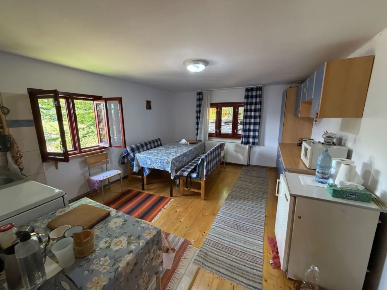 Cabană, 3 dormitoare, Arieseni, vedere panoramică. 75 000 E (neg)