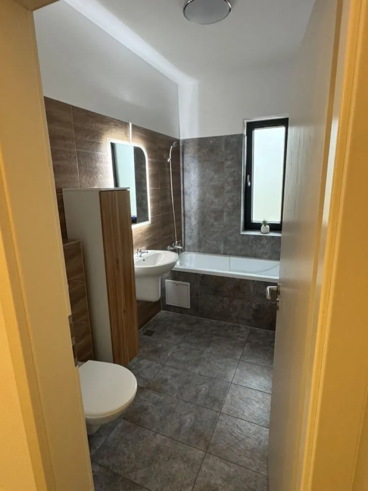 Apartament 2 camere GIROC