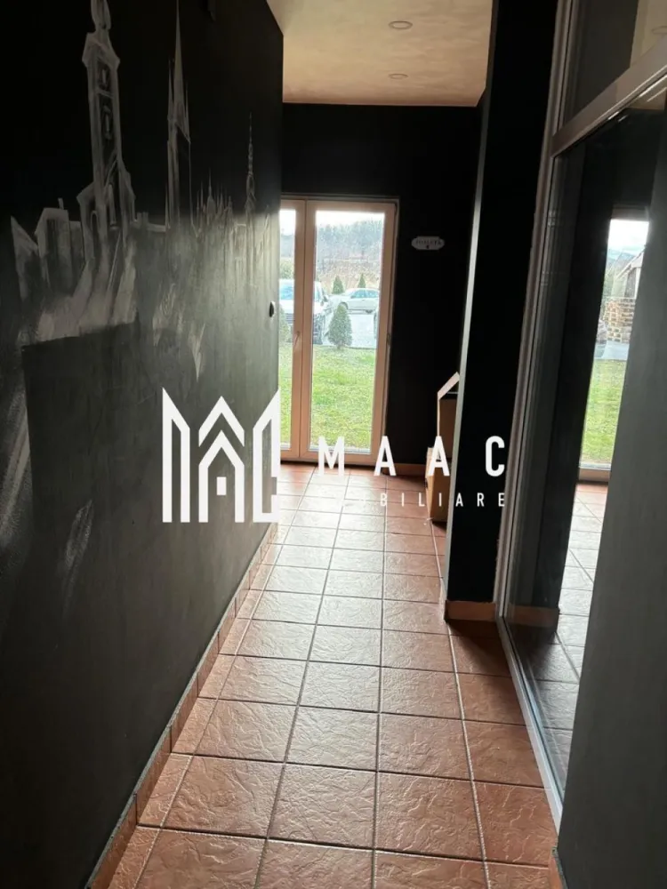 Complex turistic | 5600 MP | Vestem - MAAC Imobiliare vă prezintă o oportunitate excelentă de investiție în domeniul turismului! Un hotel renovat conform standardelor hoteliere internaționale, cu facilități de top, poate fi o afacere foarte profitabilă.

Detalii ale proprietății:

Teren total: 5600 mp, cu un teren suplimentar de 280 mp, care poate fi închiriat pentru a aduce venituri lunare constante.
Hotel cu 25 de camere: inclusiv 2 apartamente de lux, duble și twin, dotate conform celor mai înalte standarde.
Restaurant complet utilat, cu o capacitate de 200 mp, perfect pentru evenimente și servirea mesei.
Bucătărie profesionistă, pregătită pentru a răspunde cerințelor unei industrii hoteliere de top.
Terasă spațioasă pentru relaxare, ideală pentru momentele de răsfăț ale oaspeților.
Fără investiții suplimentare necesare – afacerea poate începe să aducă profit din prima zi.

Hotelul nu necesită nici o investiție suplimentară – investești și câștigi din prima zi.

Venituri suplimentare:
Luca – Las Vegas și Spălătoria Auto: surse adiționale de venit care completează încasările generate de hotel.
Teren suplimentar de 280 mp: disponibil pentru închiriere, ceea ce poate asigura venituri lunare constante, sporind rentabilitatea afacerii.
Locație:
La doar 13 km de Sibiu: O locație convenabilă, cu acces ușor pentru turiști și vizitatori, ce adaugă valoare afacerii prin fluxul constant de clienți.

Pentru mai multe detalii, vă rugăm să ne contactați specificând ID:CP2347368