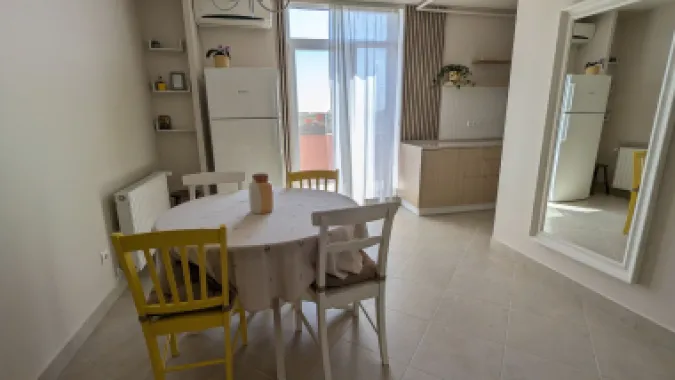 Penthouse, 100 mp utili, 50 mp terase