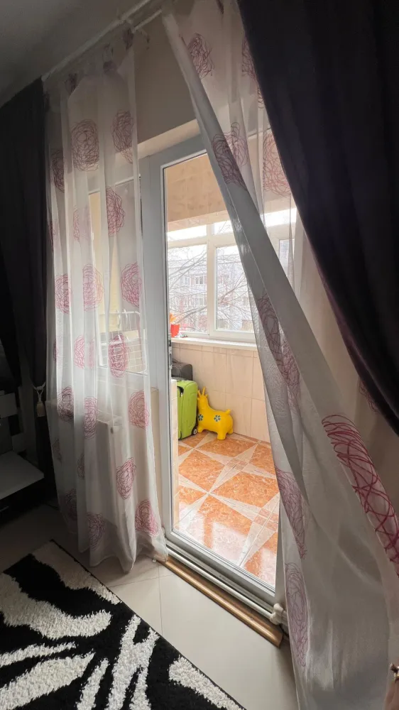 Apartament 3 camere, zona Eden, 71mp