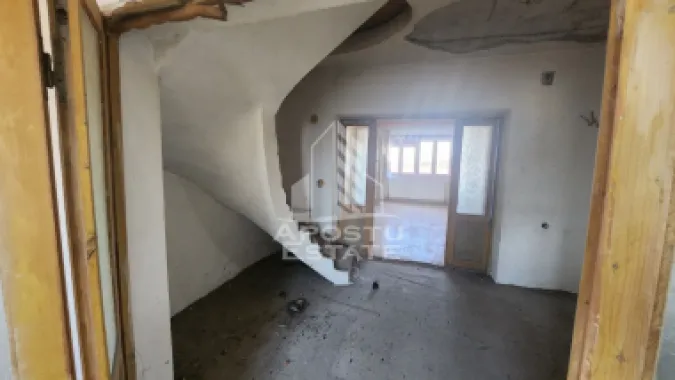 Apartament de vanzare in zona Complexului Studentesc, Timisoara,316 mp