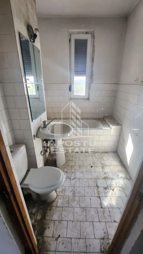 Apartament de vanzare in zona Complexului Studentesc, Timisoara,316 mp