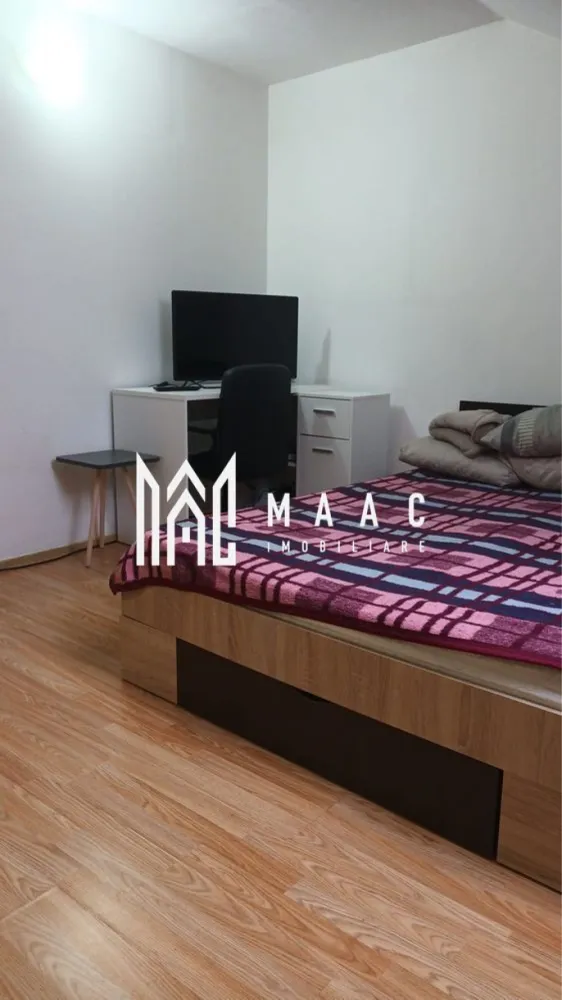 Mansardă | 46 MPU | Terezian - MAAC Imobiliare oferă spre vânzare o garsonieră tip mansardă – 46 mp, la 10 minute de centrul istoric

 Compartimentare:
 • Etaj superior: dormitor spațios
 • Nivel inferior: bucătărie cu living open-space și baie

Avantaje locație:

Supermarketuri în apropiere
 Restaurante și cafenele
 Parcuri și zone verzi pentru relaxare
 Stații de transport în comun la câteva minute distanță

Pentru mai multe informații sau pentru programarea unei vizionări, vă rugăm să ne contactați și să specificați ID-ul proprietății: CP2939853.