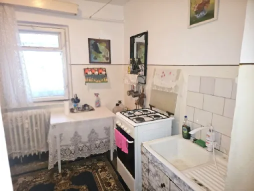 Vanzare - apartament cu 2 camere, Micro 20, J-uri - 52000 euro