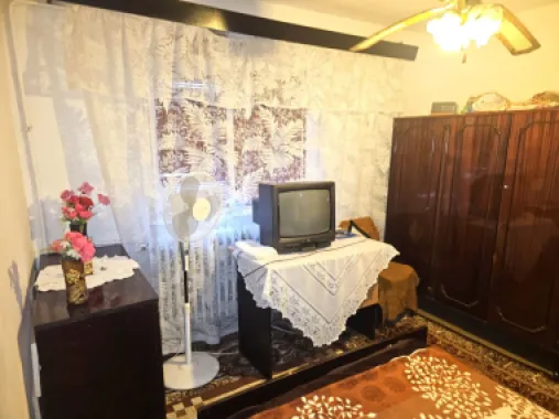 Vanzare - apartament cu 2 camere, Micro 20, J-uri - 52000 euro