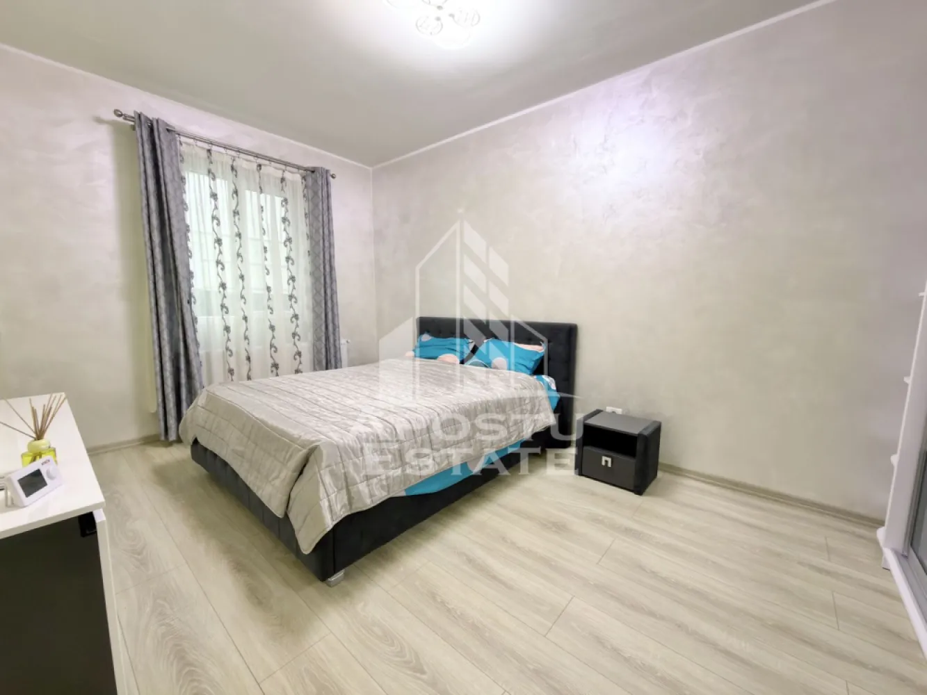 Apartament cu 2 camere decomandat si gradina proprie de 40 mp in Giroc