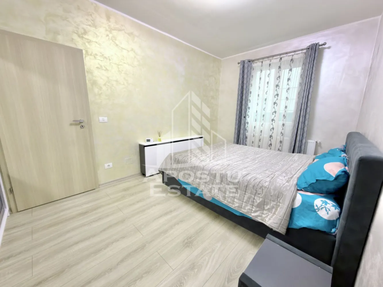 Apartament cu 2 camere decomandat si gradina proprie de 40 mp in Giroc