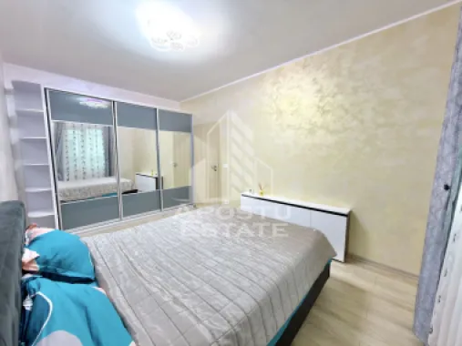 Apartament cu 2 camere decomandat si gradina proprie de 40 mp in Giroc