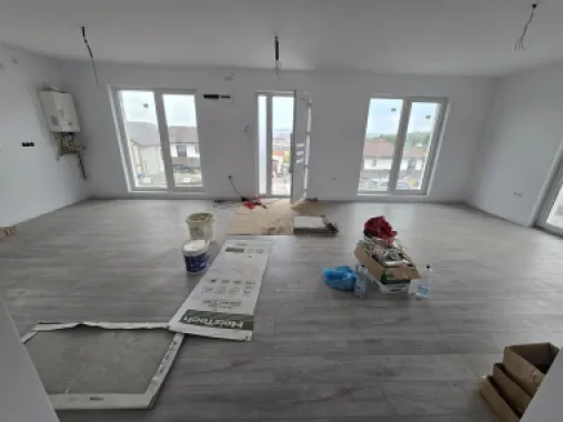 Casa 4 camere la cheie,130 mp,500 mp teren,cartier Unirii