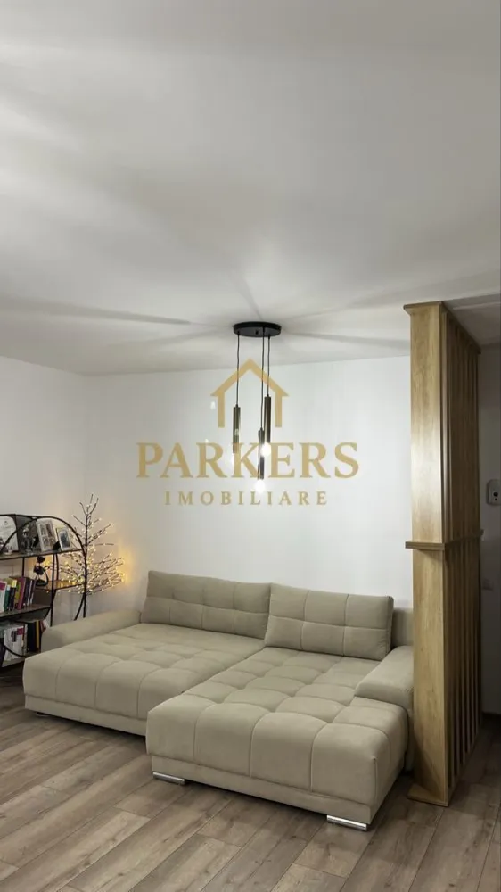 Apartament 2 camere zona VIVO de inchiriat - Închiriez apartament două camere compus din dormitor, living și bucătărie. Prima închiriere, recent renovat. Încălzire în pardoseală, costuri mici de întreținere, centrală proprie. 
Deține toate electrocasnicele necesare. 
Aproape de stația de bus, magazine, sala de sport. 
10 minute de mers pe jos până la Vivo.
Suprafața utilă- 51,3 mp