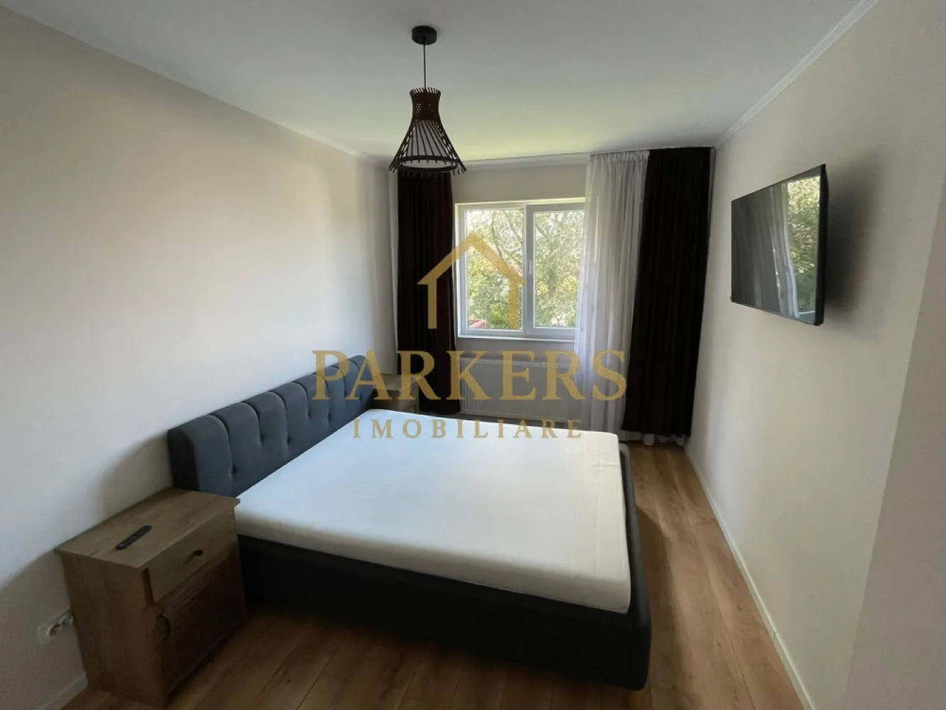 Apartament modern 2 camere Floresti etaj intermediar parcare subterana