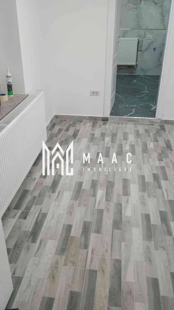Casa de vanzare | Morilor | garaj | - MAAC Imobiliare vă propune spre vânzare o casă cochetă, situată pe Strada Morilor, în Râmnicu Vâlcea, la doar 10 minute de mers pe jos de fostul Mall din zonă.

Proprietatea are o suprafață utilă de 59 mp și este amplasată pe un teren de 163 mp, fiind ideală pentru cei care își doresc o locuință ușor de întreținut, aproape de toate facilitățile orașului.

🔹 Caracteristici principale:

✔ Garaj cu poartă acționată prin telecomandă
✔ Beci
✔ Parcare exterioară betonată, cu spațiu de depozitare dedesubt
✔ Terasă betonată în spatele casei – ideală pentru relaxare

🔹 Dotări și finisaje:

✔ Gresie și faianță moderne
✔ Șemineu – pentru un ambient cald și primitor
✔ Centrală termică nouă Immergas în condensare
✔ Geamuri termopan cu glafuri din granit
✔ Calorifere noi
✔ Anvelopată exterior și finisată cu tencuială decorativă structurată

Casa este bine întreținută, practică și pregătită pentru mutare imediată. Reprezintă o oportunitate excelentă atât pentru locuință personală, cât și pentru investiție.

O proprietate care merită văzută!

Pentru mai multe informații și programarea unei vizionări, echipa MAAC Imobiliare vă stă la dispoziție.
CP2947227